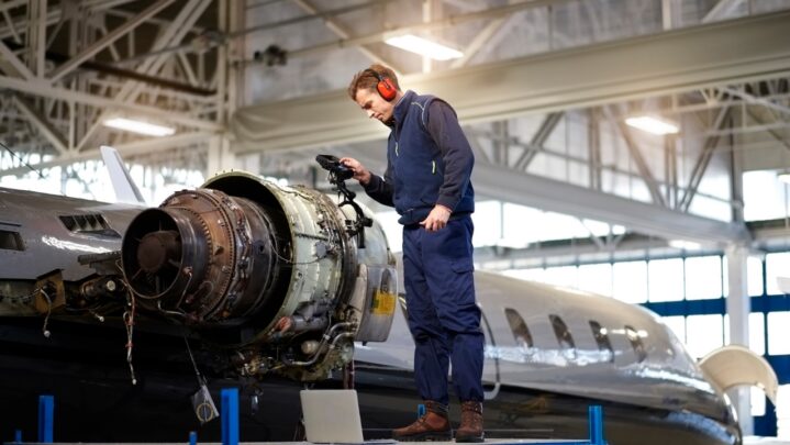 careers-in-aeronautical-engineering-how-to-become-an-aeronautical