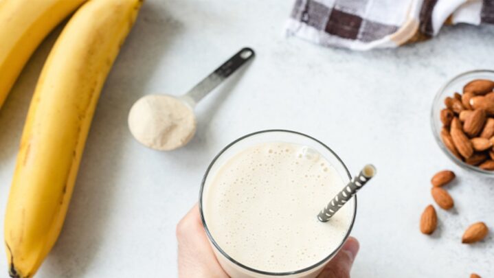 the-banana-and-milk-diet-offers-4-incredible-advantages-successyeti